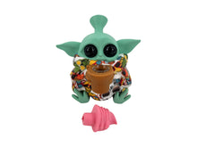 Load image into Gallery viewer, Cute big eye yoda pipe
